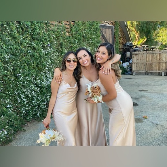 Show me your mumu Faith maxi dress champagne luxe satin dress size small - Picture 6 of 6